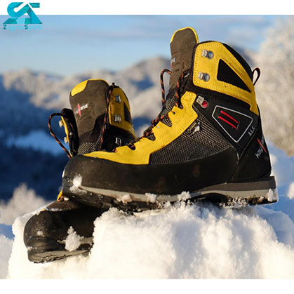کفش کوهنوردی کی لند مدل cross mountain gtx در برف